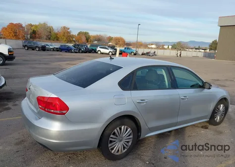 2014 Volkswagen Passat 1.8T S from USA, damaged, VIN 1VWAT7A33EC037043